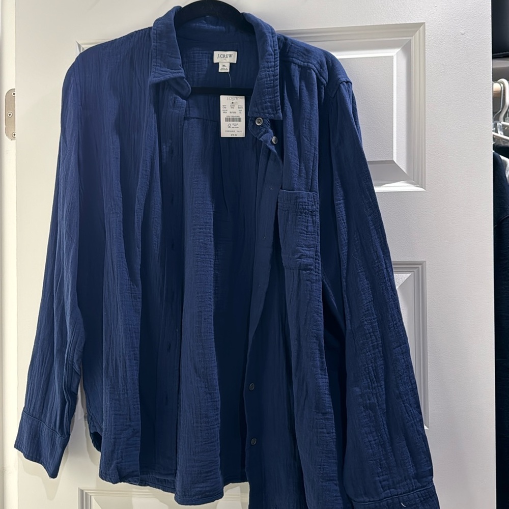 Blue XL long sleeved shirt